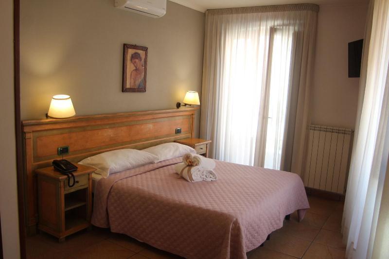 فندق Santa Caterina بومبيي المظهر الخارجي الصورة